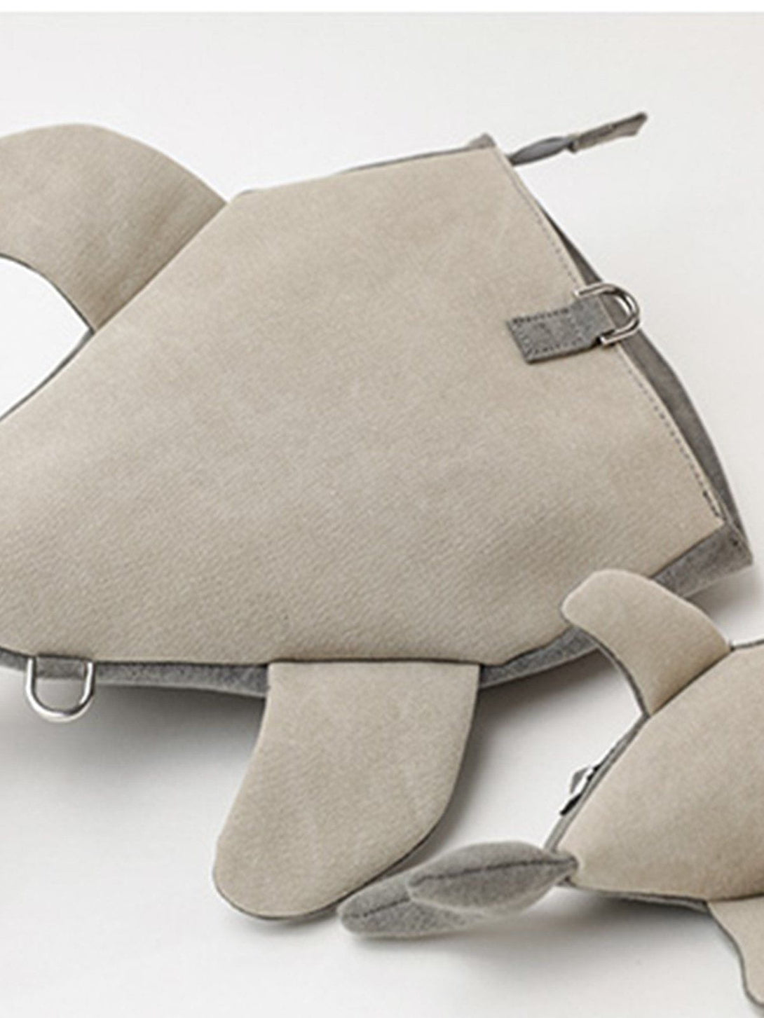 Levefly - Shark Shape Crossbody Bag - Streetwear Fashion - levefly.com