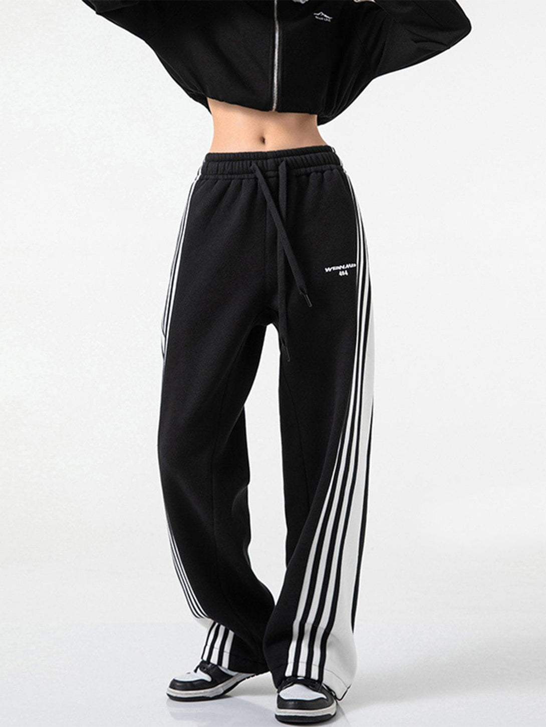 Levefly - Simple Colorblock Stripe Sweatpants - Streetwear Fashion - levefly.com
