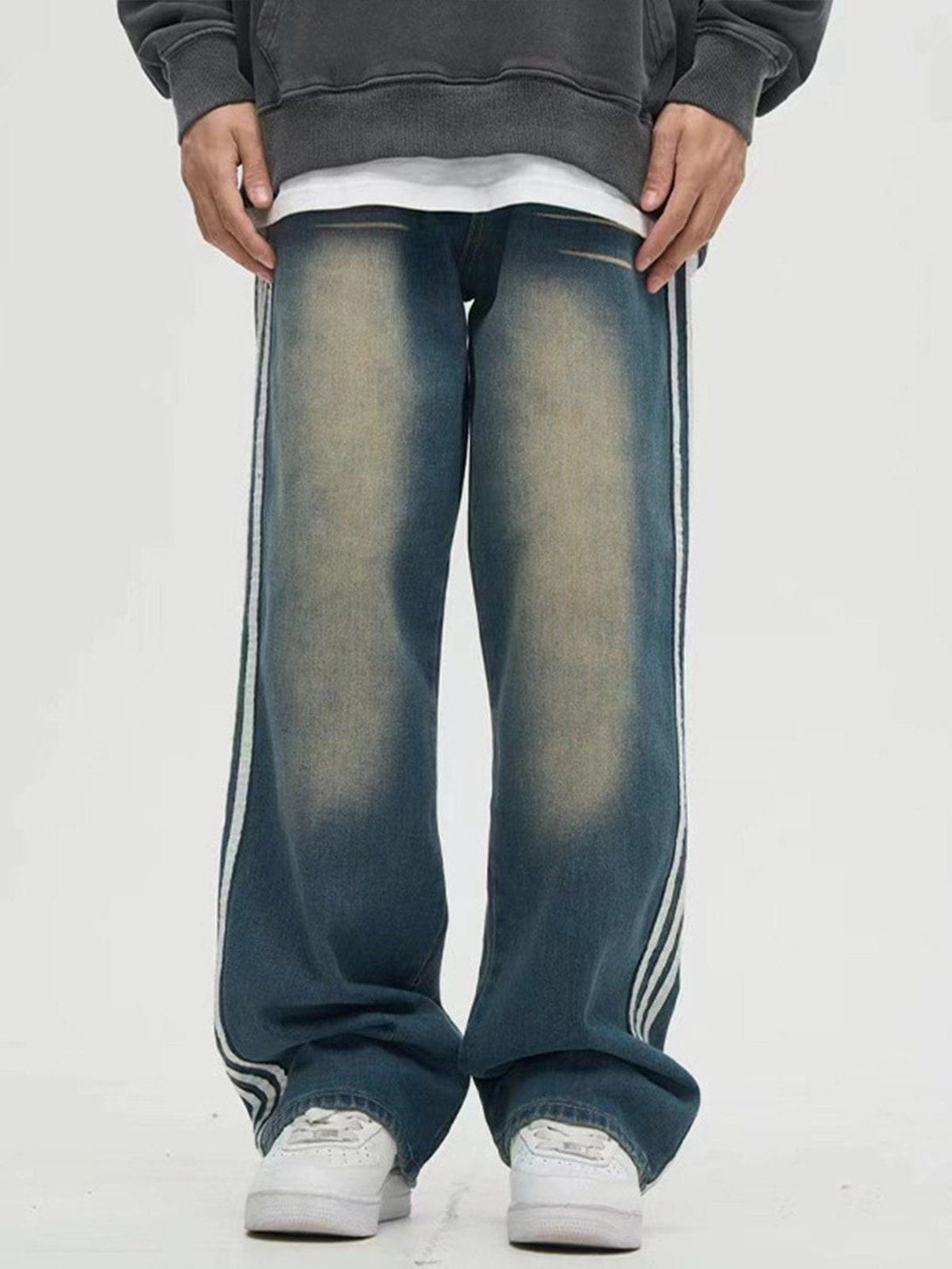 Levefly - Stripe Washed Jeans - Streetwear Fashion - levefly.com