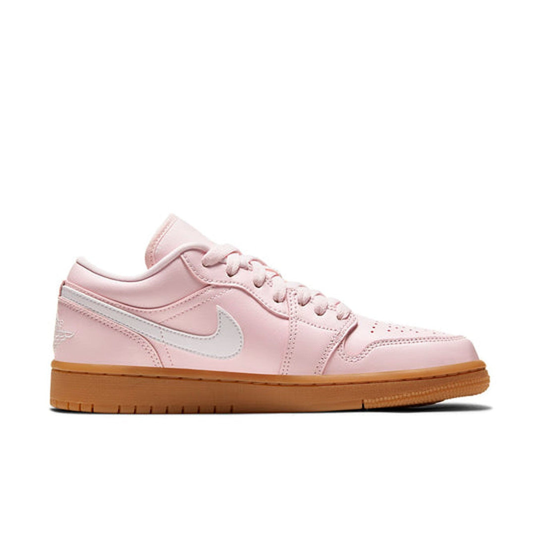 Air Jordan 1 Low 'Arctic Pink Gum' Wmns- Streetwear Fashion 950 - levefly.com