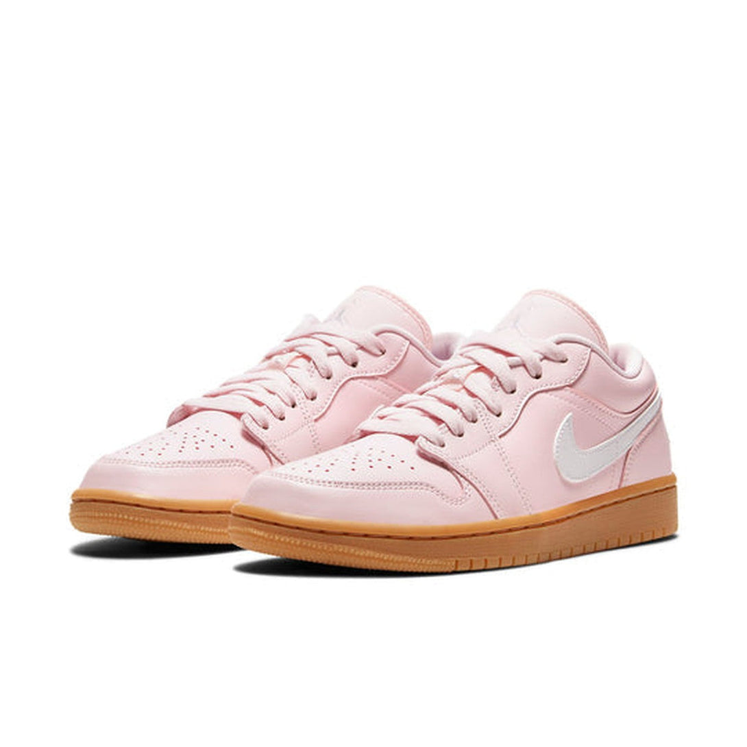 Air Jordan 1 Low 'Arctic Pink Gum' Wmns- Streetwear Fashion 950 - levefly.com