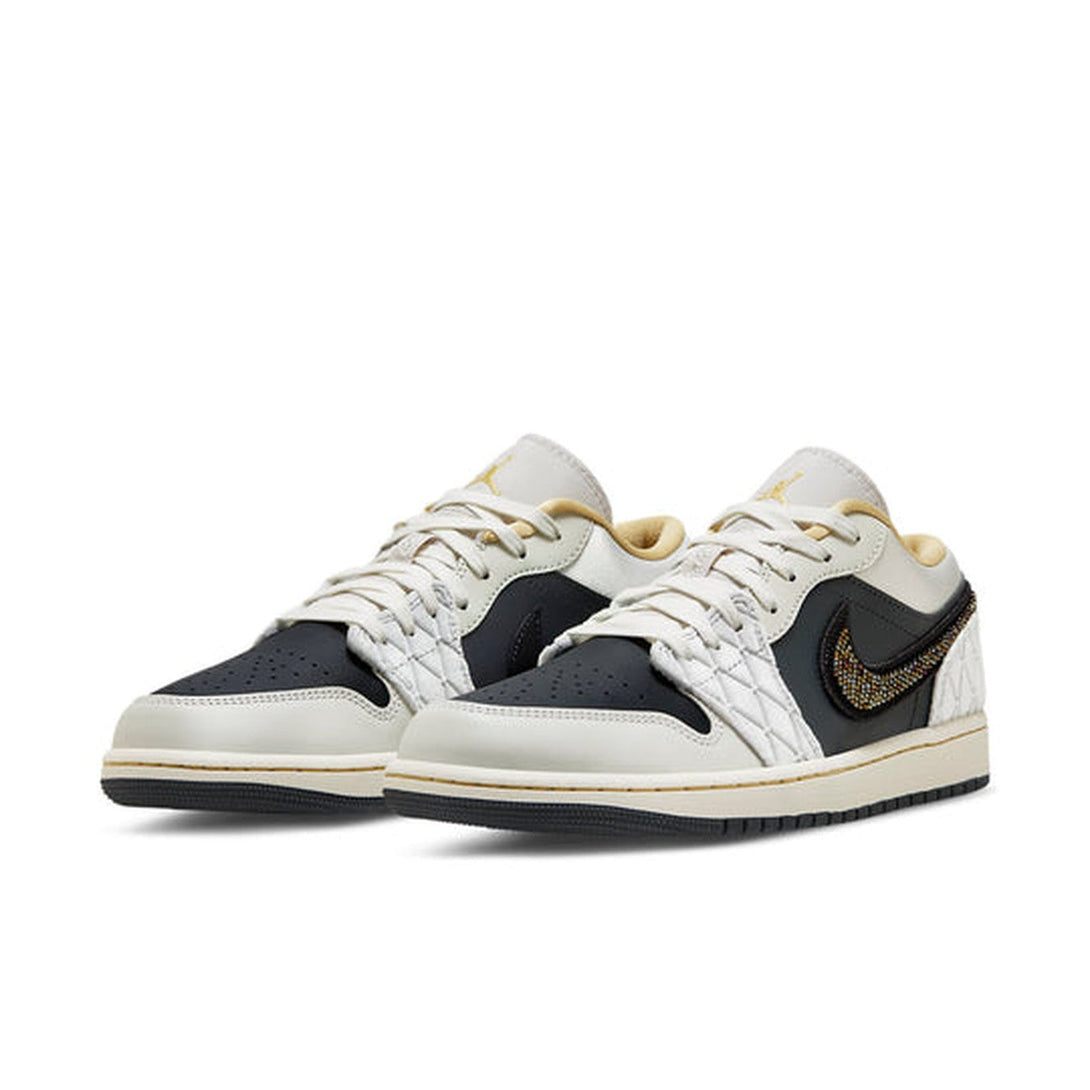 Air Jordan 1 Low SE 'Beaded Swoosh'- Streetwear Fashion 950 - levefly.com