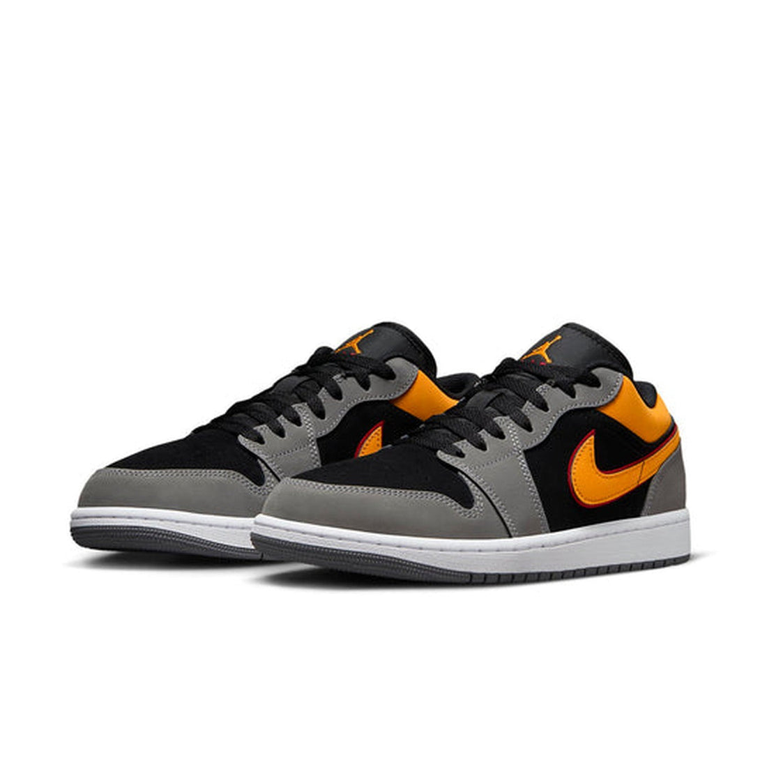 Air Jordan 1 Low SE 'Black Graphite Vivid Orange'- Streetwear Fashion 950 - levefly.com