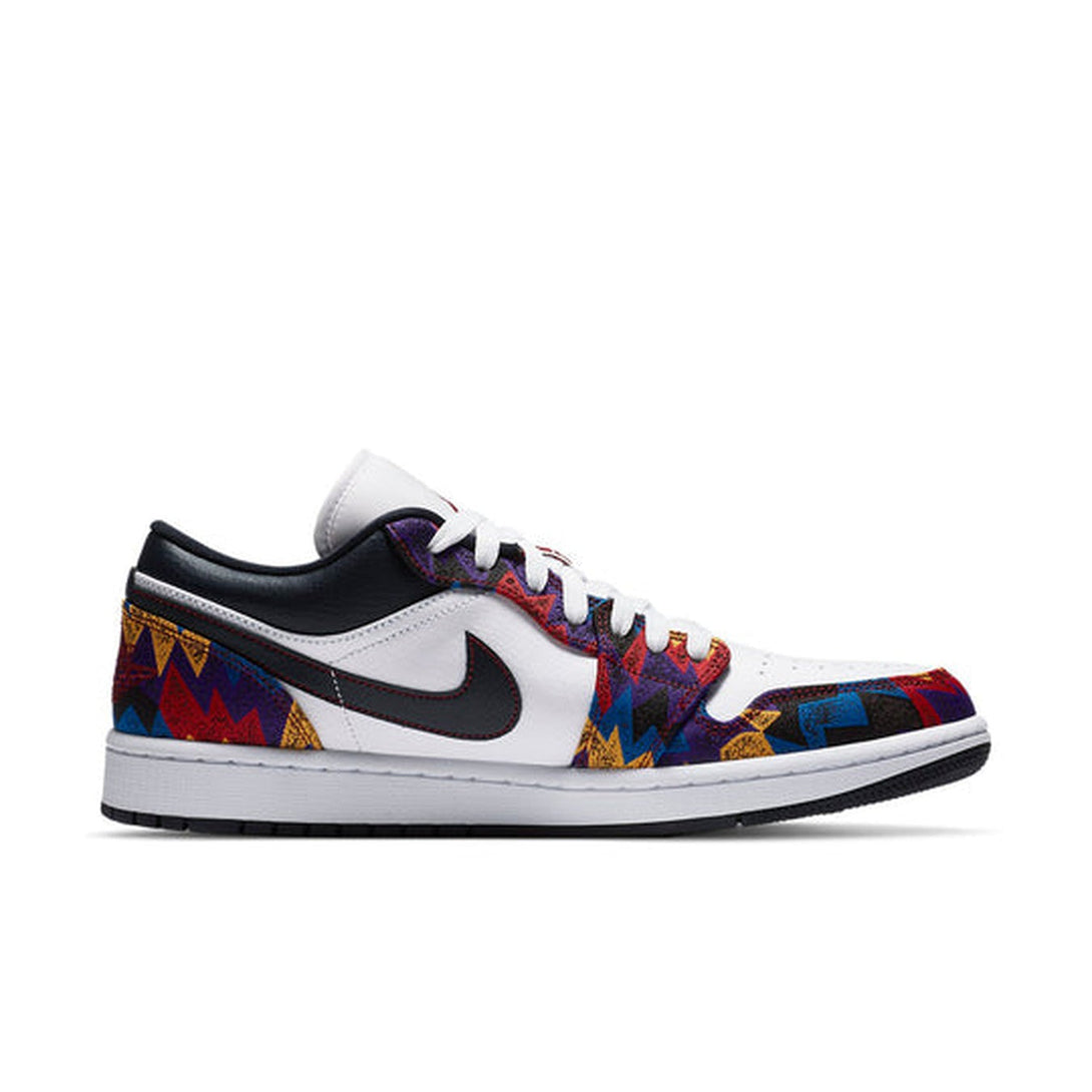 Air Jordan 1 Low SE 'Nothing But Net'- Streetwear Fashion 950 - levefly.com