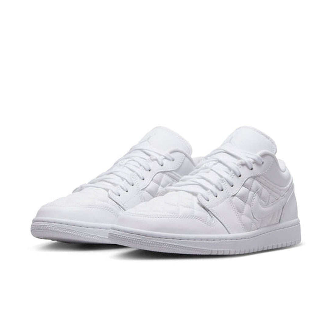 Air Jordan 1 Low 'Triple White Quilted' Wmns- Streetwear Fashion 950 - levefly.com