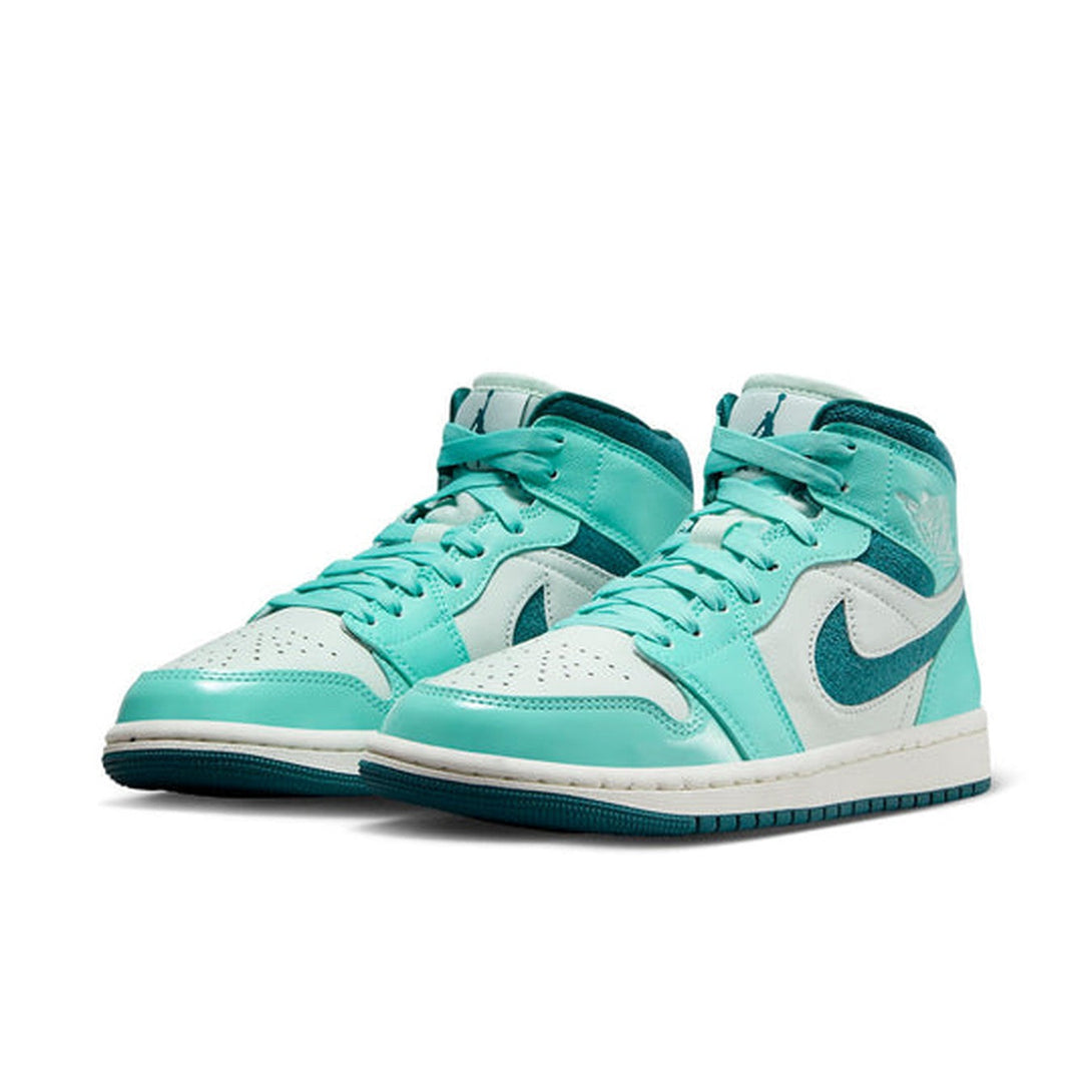 Air Jordan 1 Mid 'Bleached Turquoise' Wmns- Streetwear Fashion 950 - levefly.com