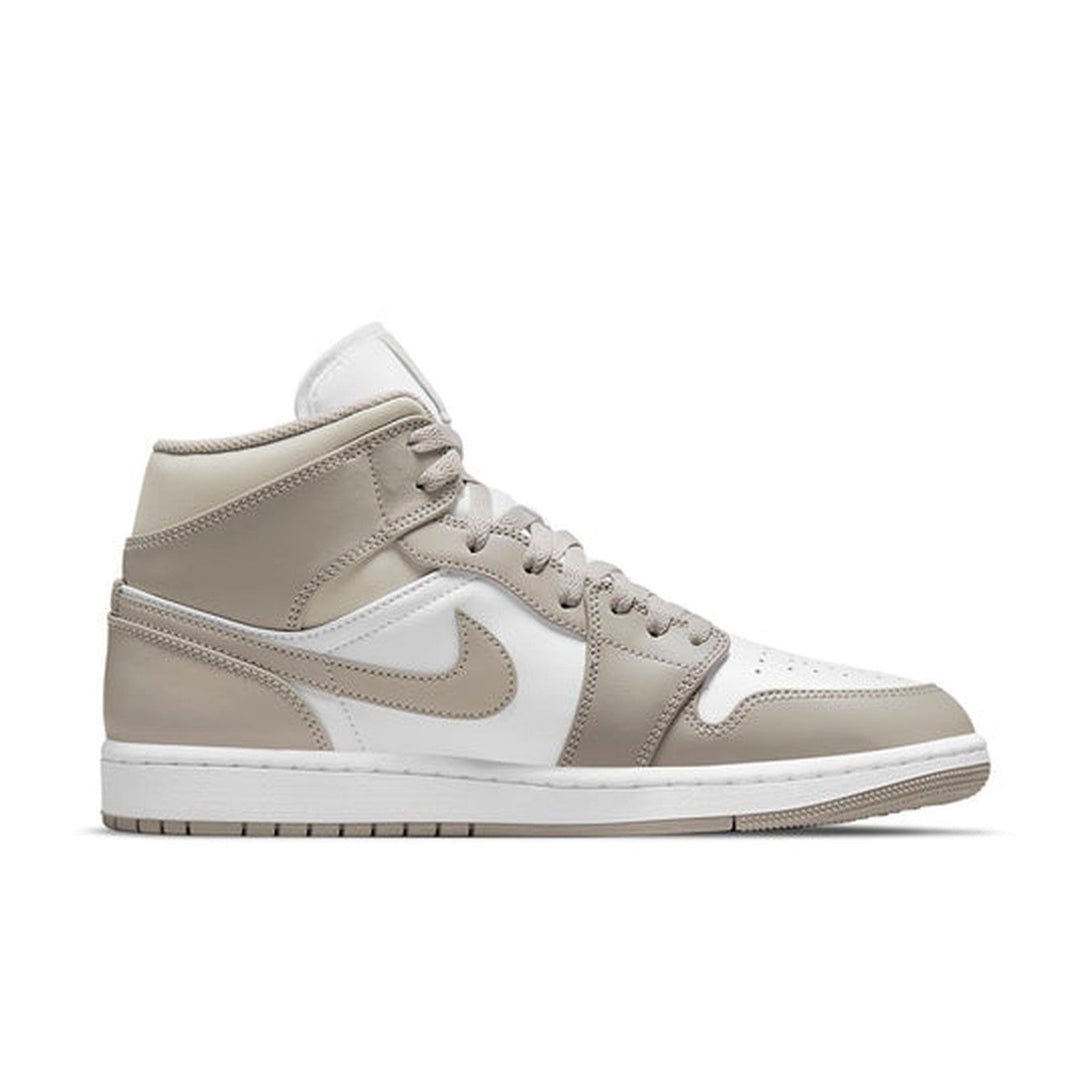 Air Jordan 1 Mid 'College Grey'- Streetwear Fashion 950 - levefly.com