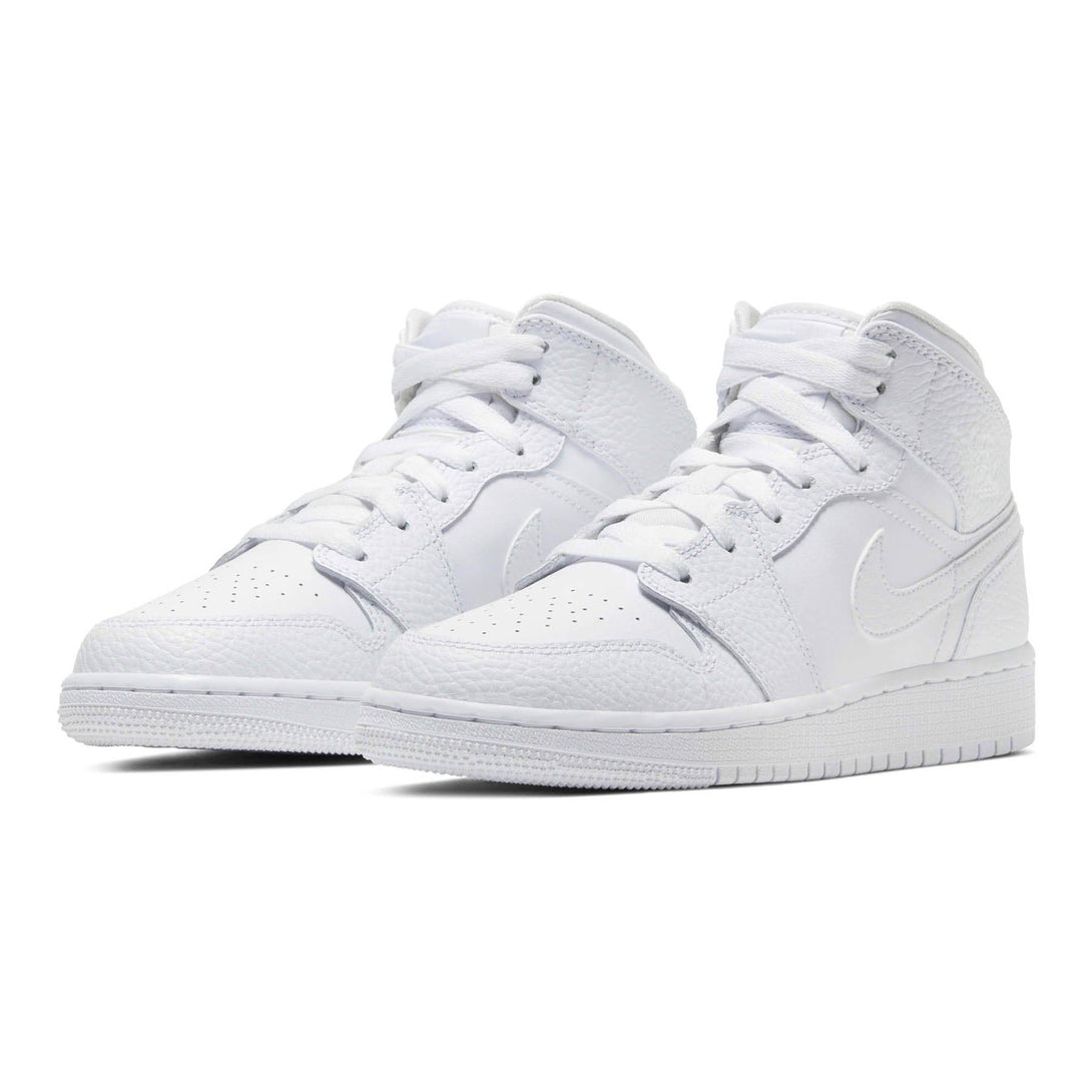 Air Jordan 1 Mid GS 'Triple White'- Streetwear Fashion 950 - levefly.com