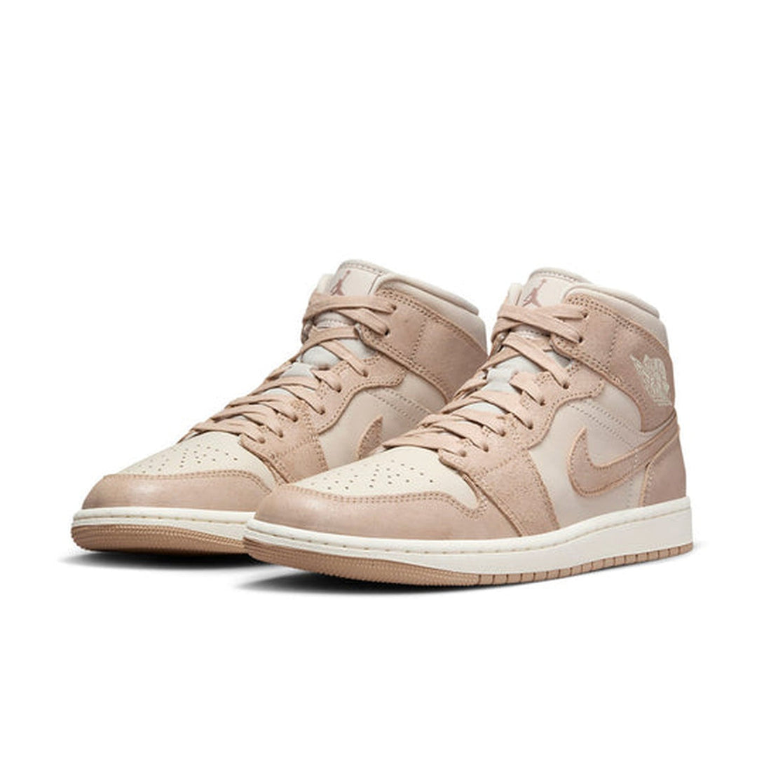 Air Jordan 1 Mid SE 'Legend Light Brown' Wmns- Streetwear Fashion 950 - levefly.com