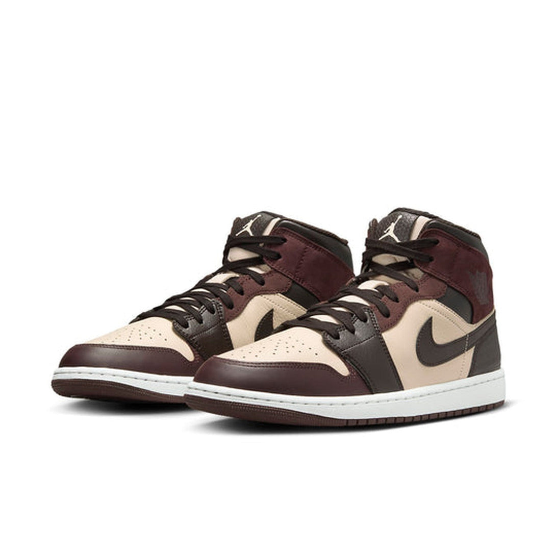 Air Jordan 1 Mid SE 'Paris YMCA'- Streetwear Fashion 950 - levefly.com