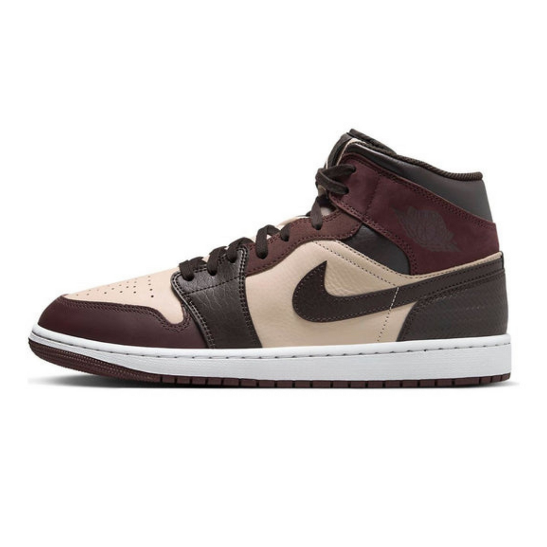 Air Jordan 1 Mid SE 'Paris YMCA'- Streetwear Fashion 950 - levefly.com