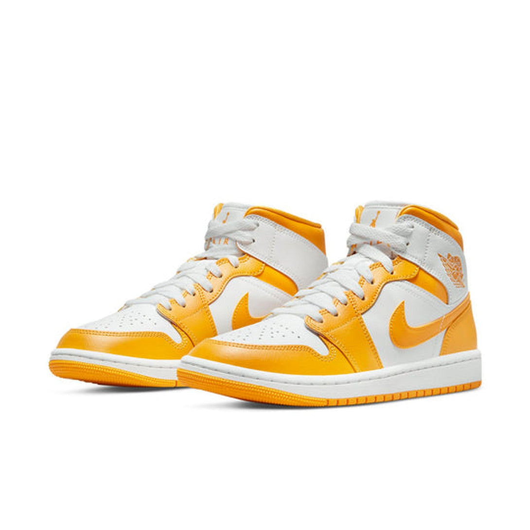 Air Jordan 1 Mid 'University Gold' Wmns- Streetwear Fashion 950 - levefly.com