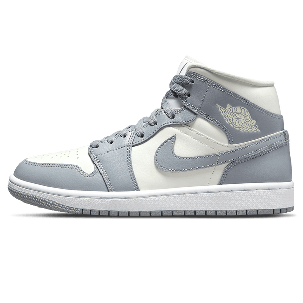 Air Jordan 1 Mid Wmns 'Stealth'- Streetwear Fashion 950 - levefly.com