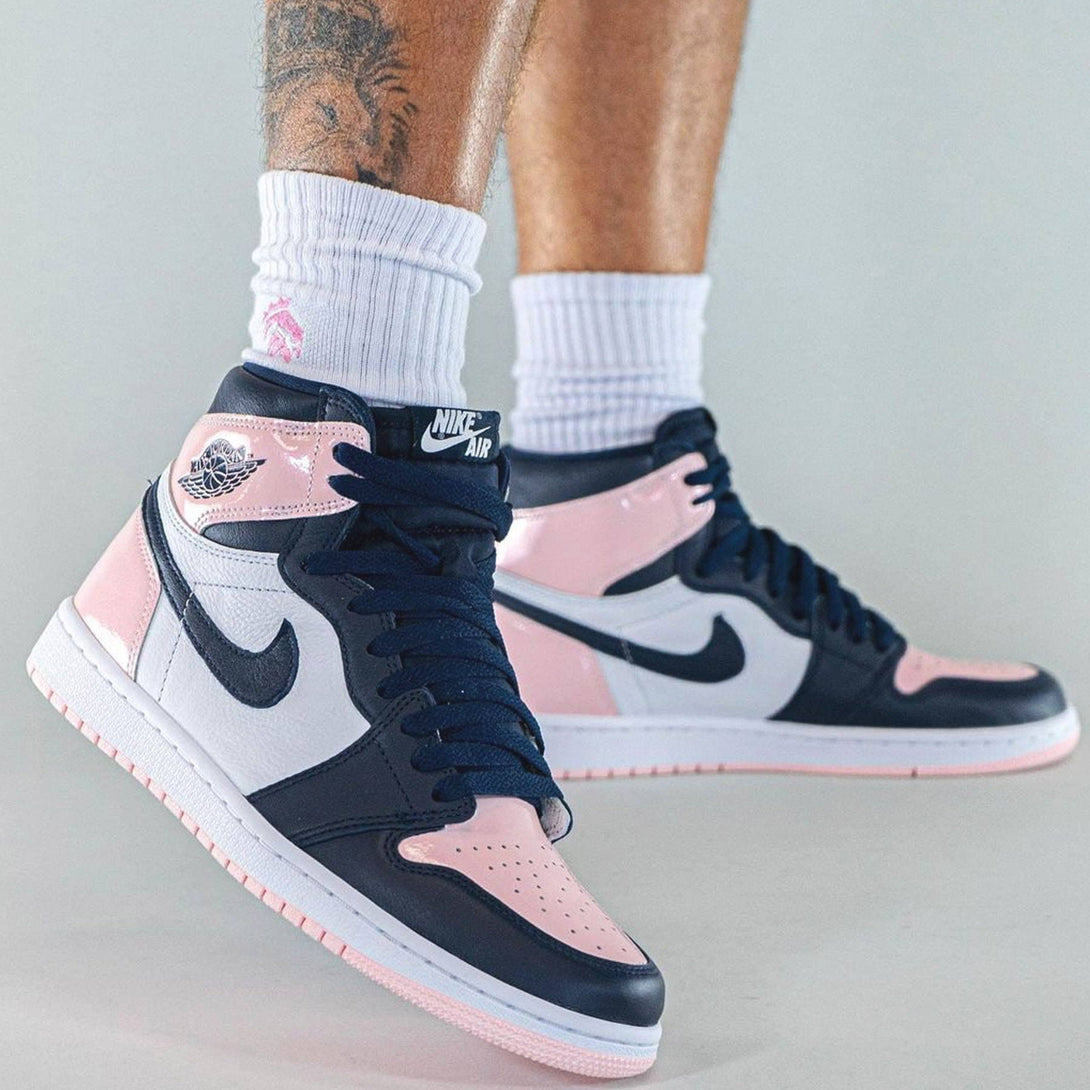 Air Jordan 1 Retro High Wmns OG SE 'Bubble Gum'- Streetwear Fashion 950 - levefly.com