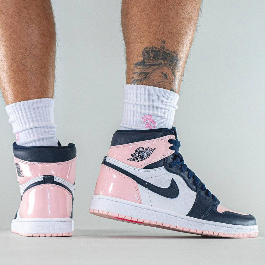 Air Jordan 1 Retro High Wmns OG SE 'Bubble Gum'- Streetwear Fashion 950 - levefly.com