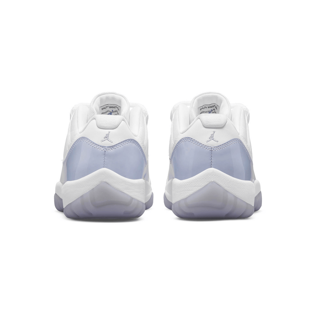 Air Jordan 11 Retro Low Wmns 'Pure Violet'- Streetwear Fashion 950 - levefly.com