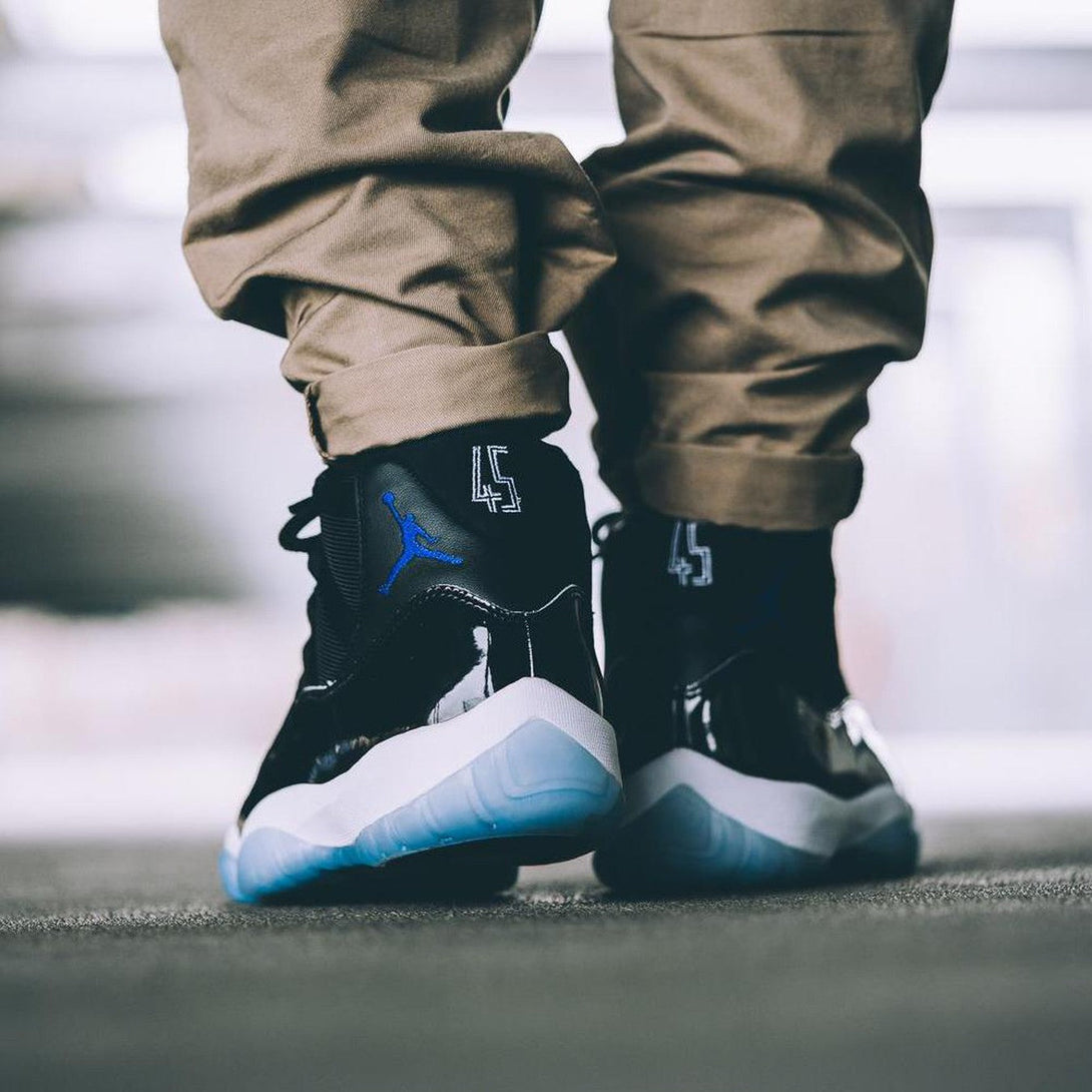 Air Jordan 11 Retro Space Jam Monster Mash- Streetwear Fashion 950 - levefly.com