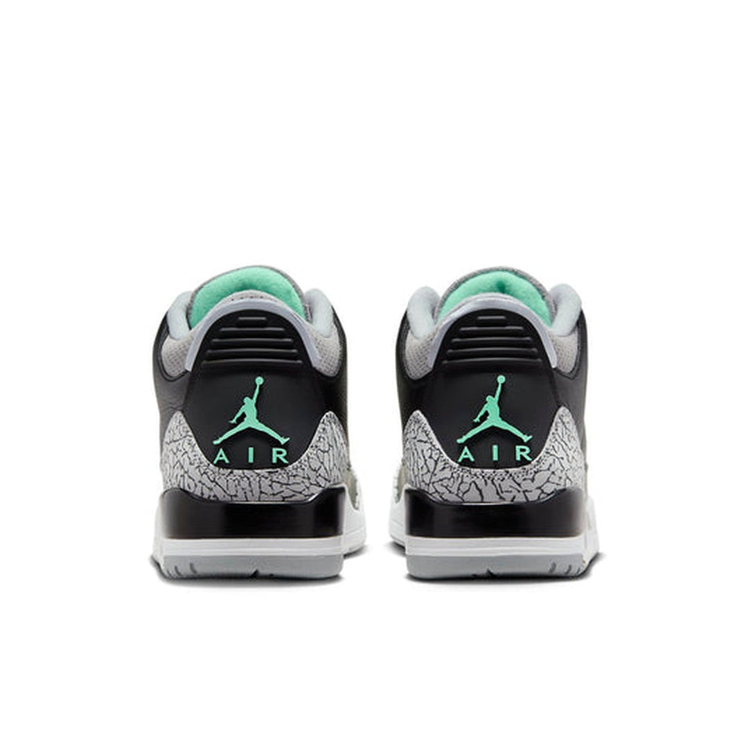 Air Jordan 3 Retro 'Green Glow'- Streetwear Fashion 950 - levefly.com