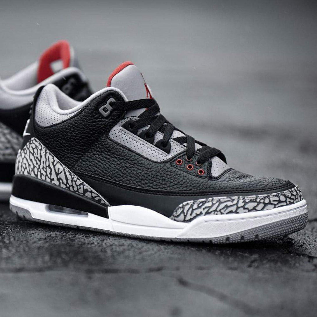 Air Jordan 3 Retro OG 'Black Cement'- Streetwear Fashion 950 - levefly.com