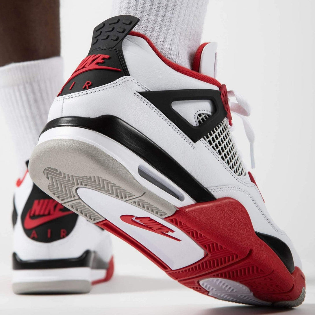 Air Jordan 4 Retro OG 'Fire Red' 2020- Streetwear Fashion 950 - levefly.com