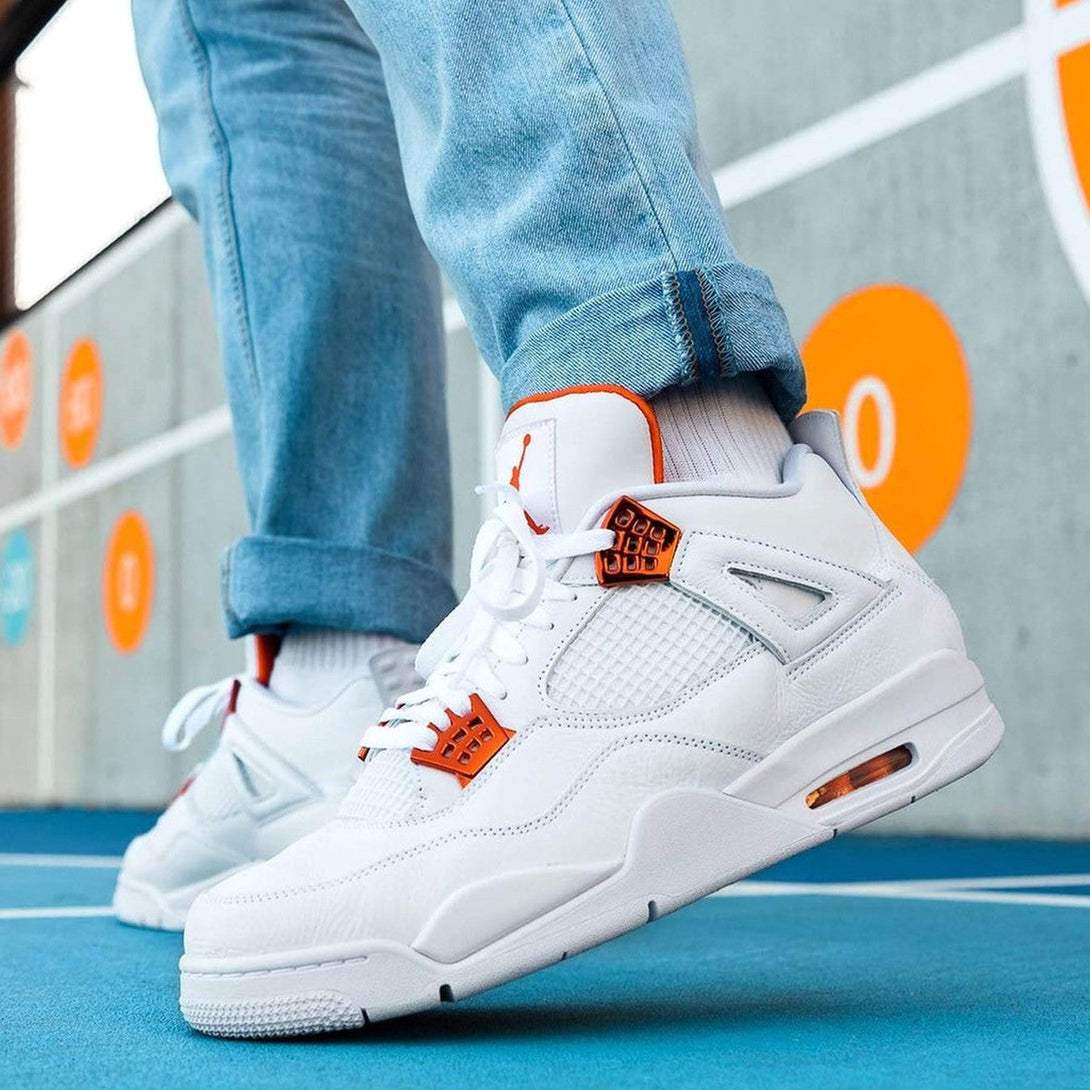 Air Jordan 4 Retro 'Orange Metallic'- Streetwear Fashion 950 - levefly.com