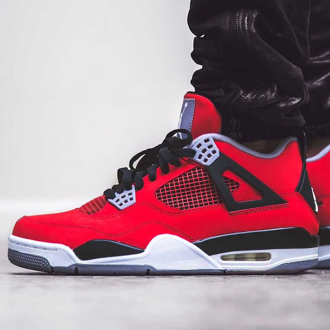 Air Jordan 4 Retro 'Toro Bravo'- Streetwear Fashion 950 - levefly.com