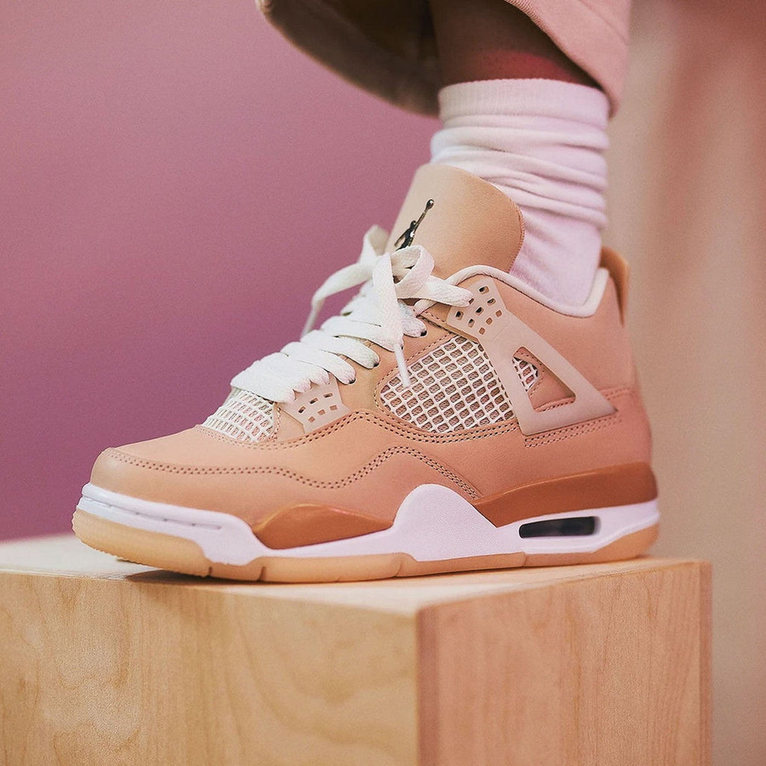 Air Jordan 4 Retro Wmns 'Shimmer'- Streetwear Fashion 950 - levefly.com