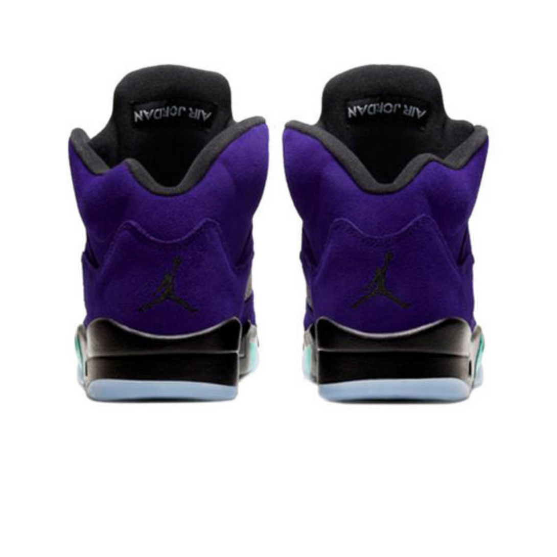 Air Jordan 5 Retro 'Alternate Grape'- Streetwear Fashion 950 - levefly.com