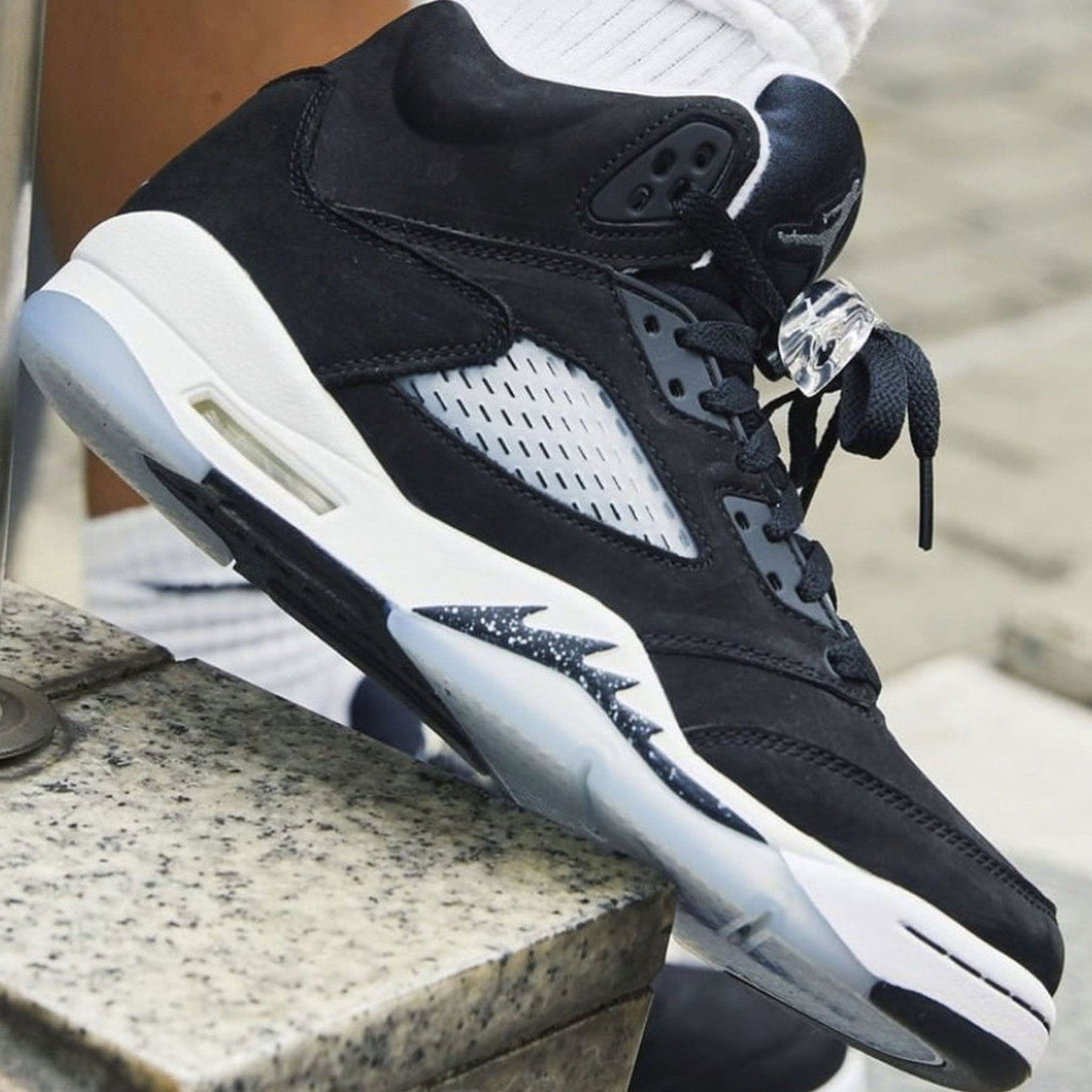 Air Jordan 5 Retro 'Oreo' 2021- Streetwear Fashion 950 - levefly.com