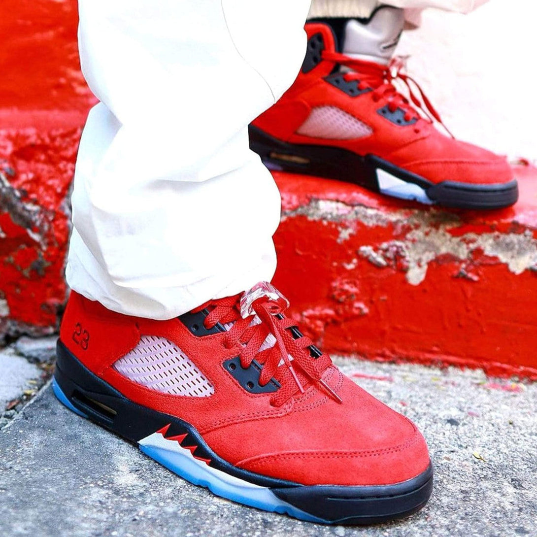 Air Jordan 5 Retro ‘Raging Bull’ 2021- Streetwear Fashion 950 - levefly.com