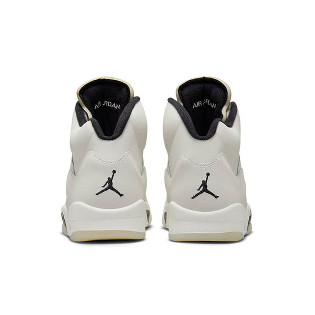 Air Jordan 5 Retro SE 'Sail'- Streetwear Fashion 950 - levefly.com