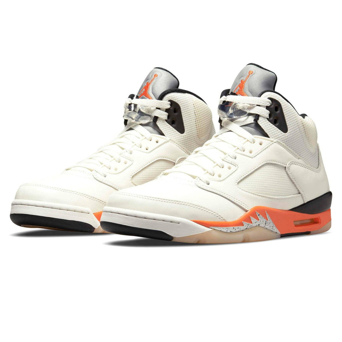 Air Jordan 5 Retro 'Shattered Backboard'- Streetwear Fashion 950 - levefly.com