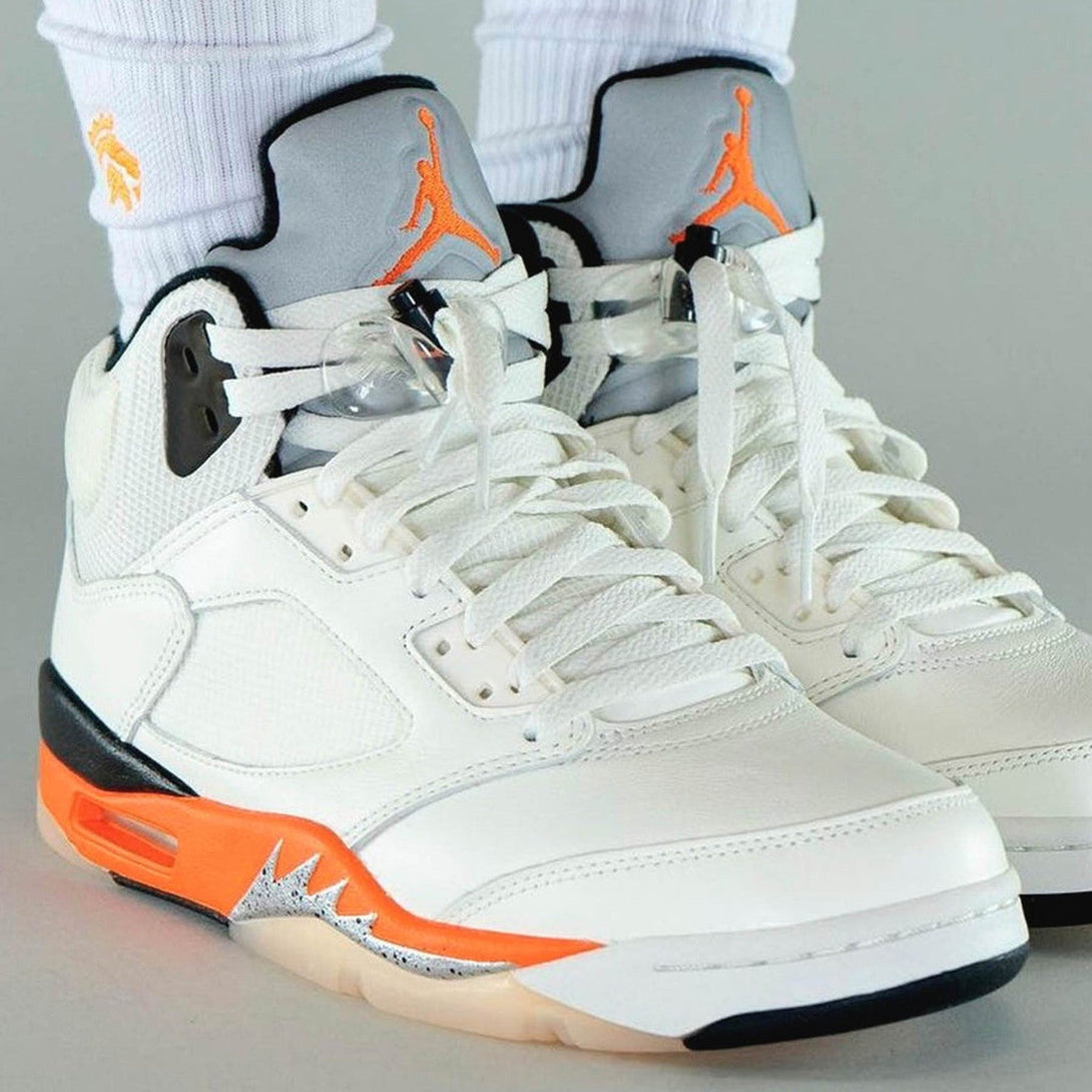 Air Jordan 5 Retro 'Shattered Backboard'- Streetwear Fashion 950 - levefly.com