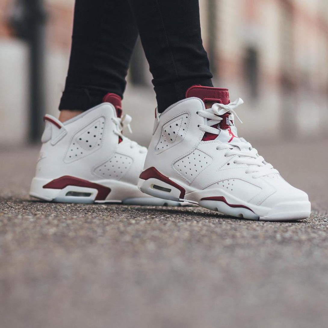 Air Jordan 6 Retro Maroon- Streetwear Fashion 950 - levefly.com