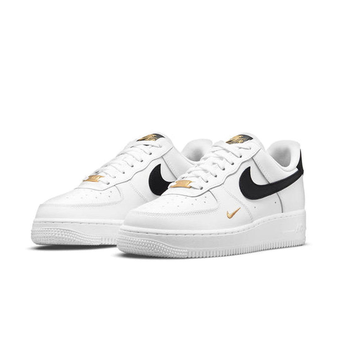 Nike Air Force 1 '07 Essential 'White Black'- Streetwear Fashion 950 - levefly.com