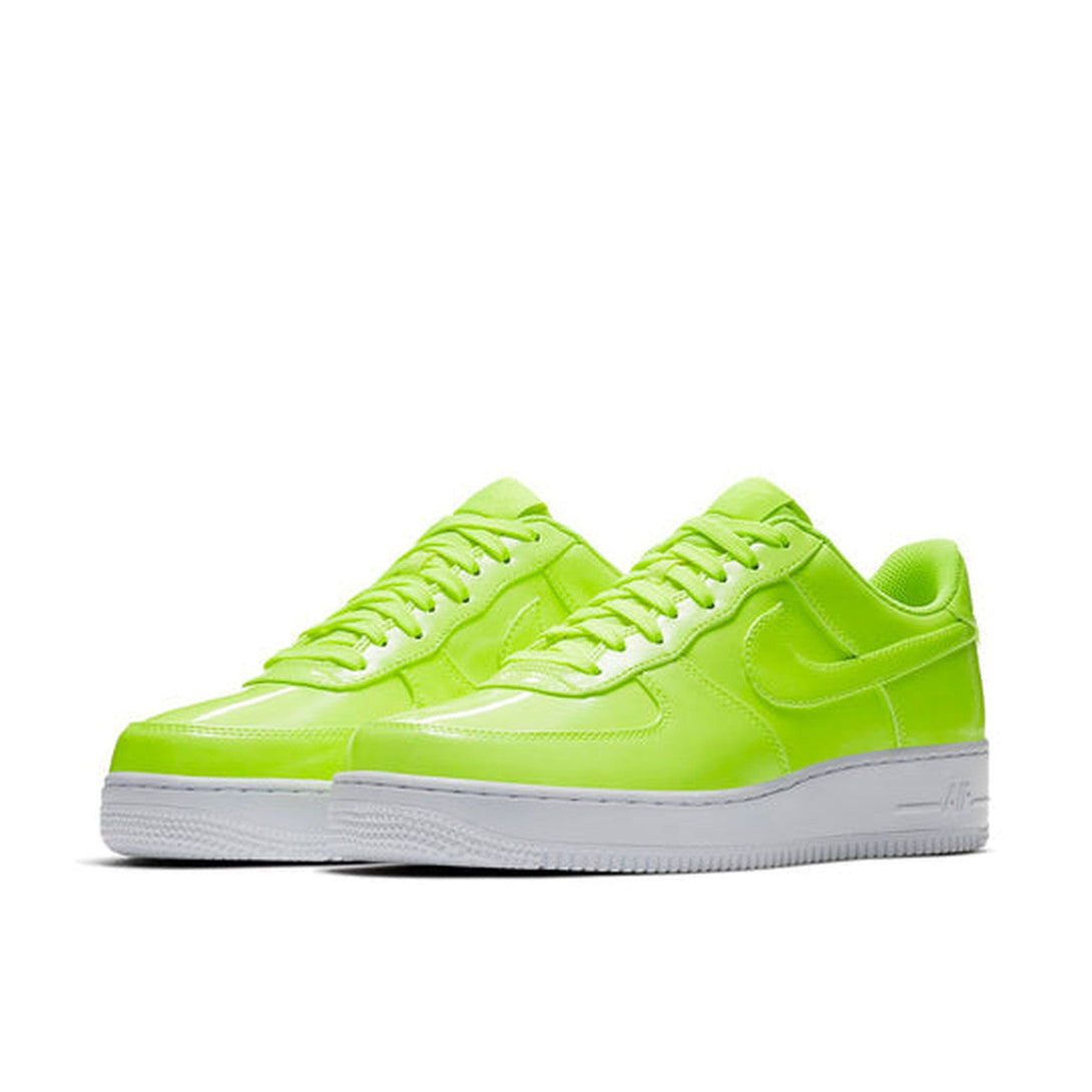 Nike Air Force 1 '07 LV8 UV 'Volt'- Streetwear Fashion 950 - levefly.com