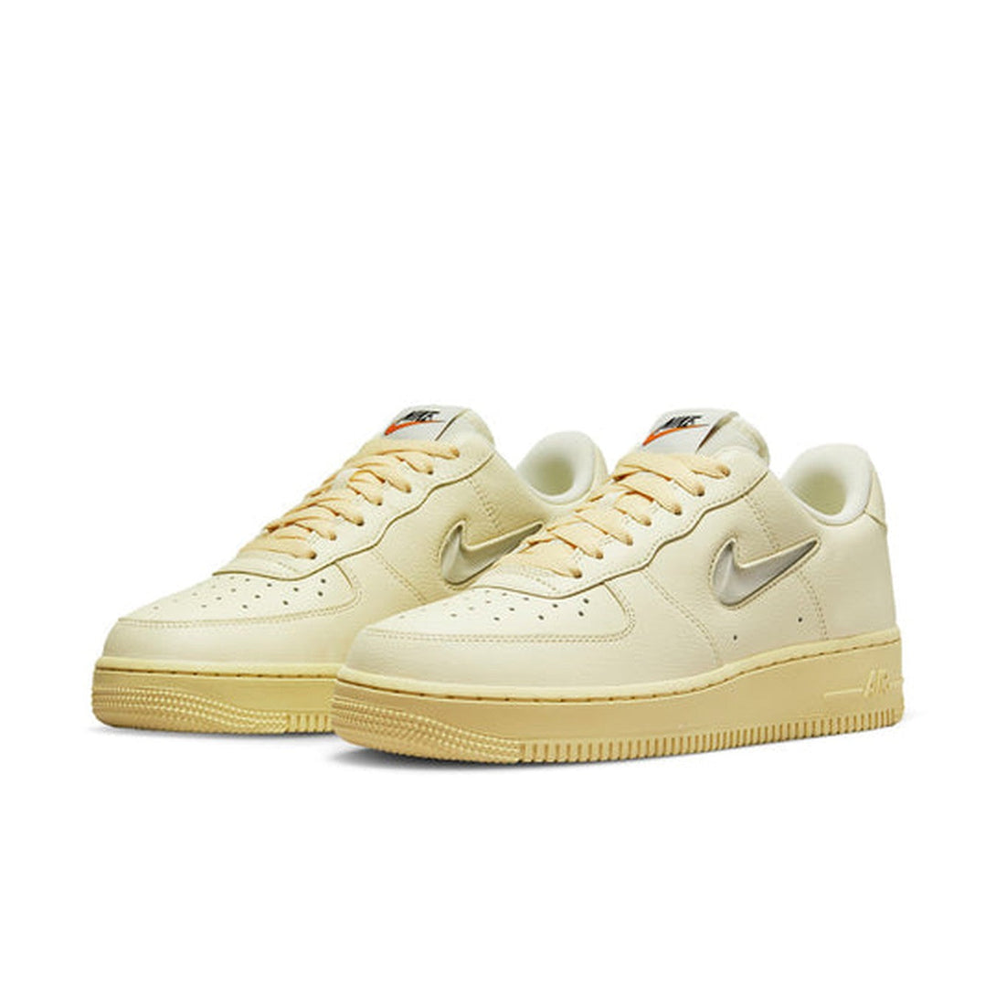 Nike Air Force 1 '07 LX 'Coconut Milk'- Streetwear Fashion 950 - levefly.com