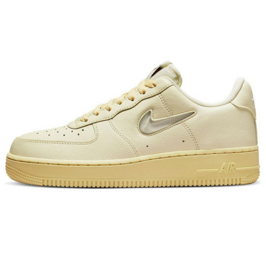 Nike Air Force 1 '07 LX 'Coconut Milk'- Streetwear Fashion 950 - levefly.com