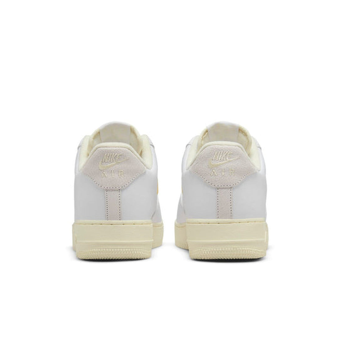 Nike Air Force 1 '07 LX 'Pale Vanilla'- Streetwear Fashion 950 - levefly.com