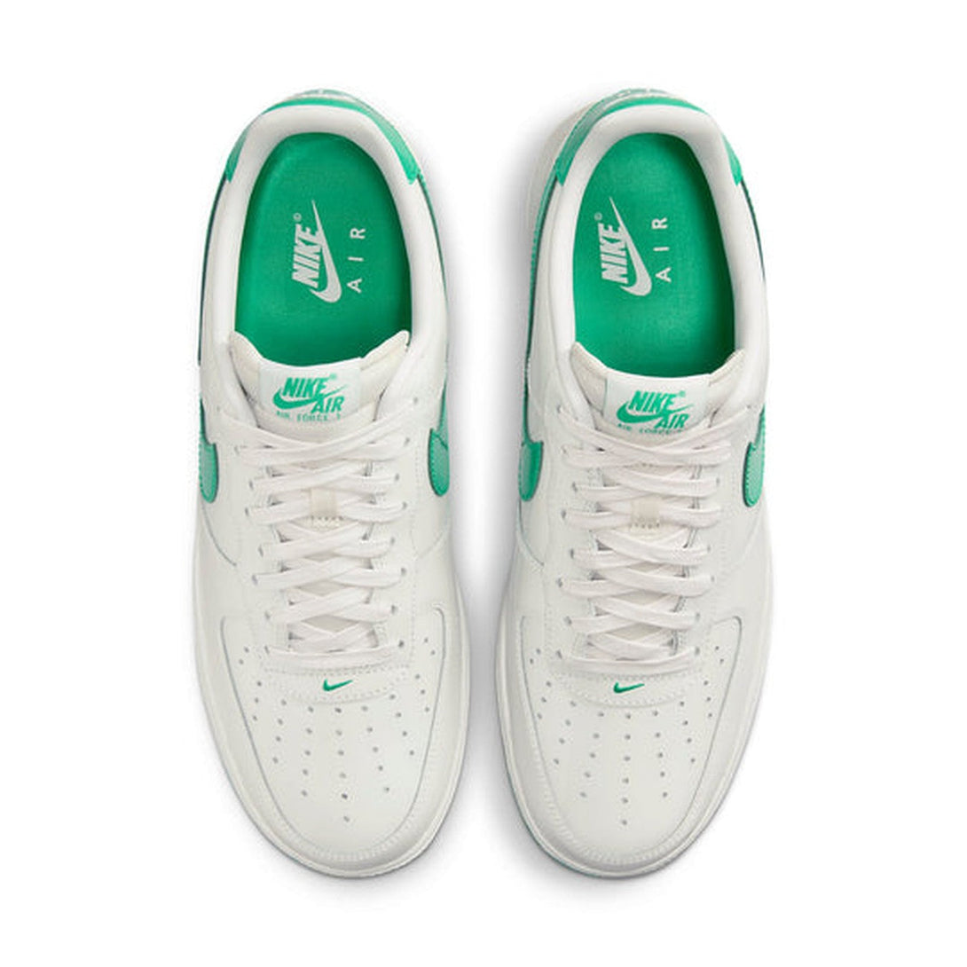 Nike Air Force 1 '07 Premium 'Platinum Tint Stadium Green'- Streetwear Fashion 950 - levefly.com