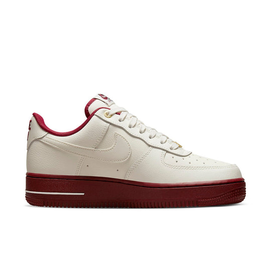 Nike Air Force 1 '07 SE '40th Anniversary - Sail Team Red'- Streetwear Fashion 950 - levefly.com