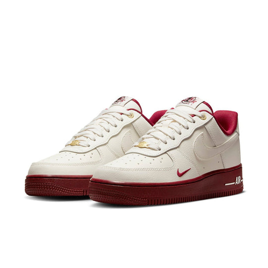 Nike Air Force 1 '07 SE '40th Anniversary - Sail Team Red'- Streetwear Fashion 950 - levefly.com