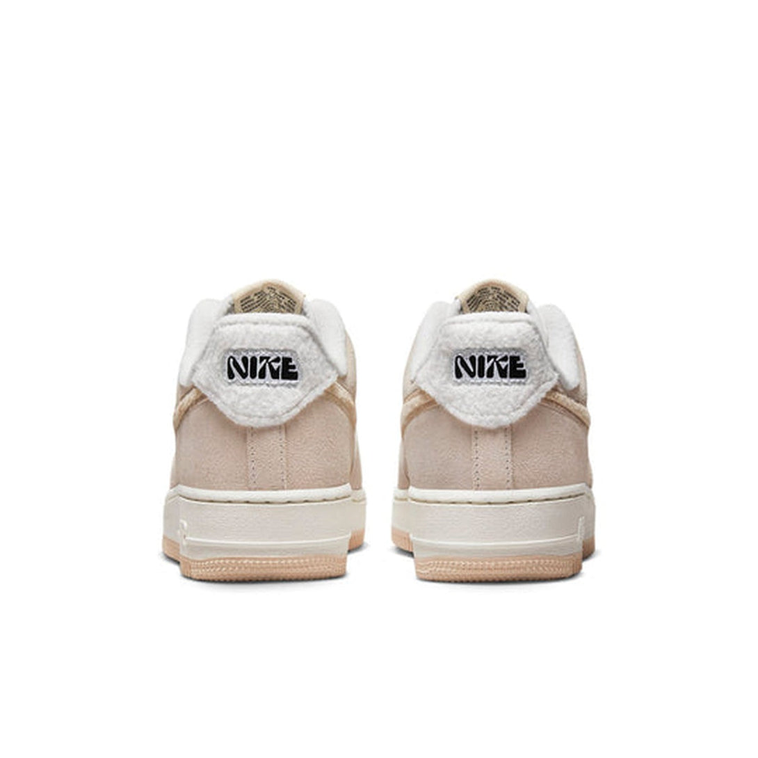 Nike Air Force 1 '07 SE 'Sanddrift Sherpa'- Streetwear Fashion 950 - levefly.com