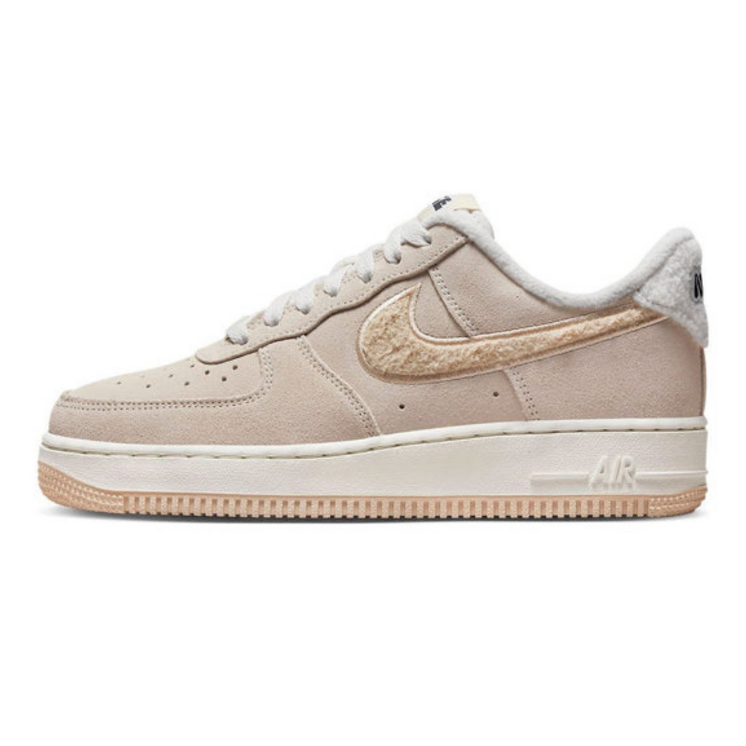 Nike Air Force 1 '07 SE 'Sanddrift Sherpa'- Streetwear Fashion 950 - levefly.com