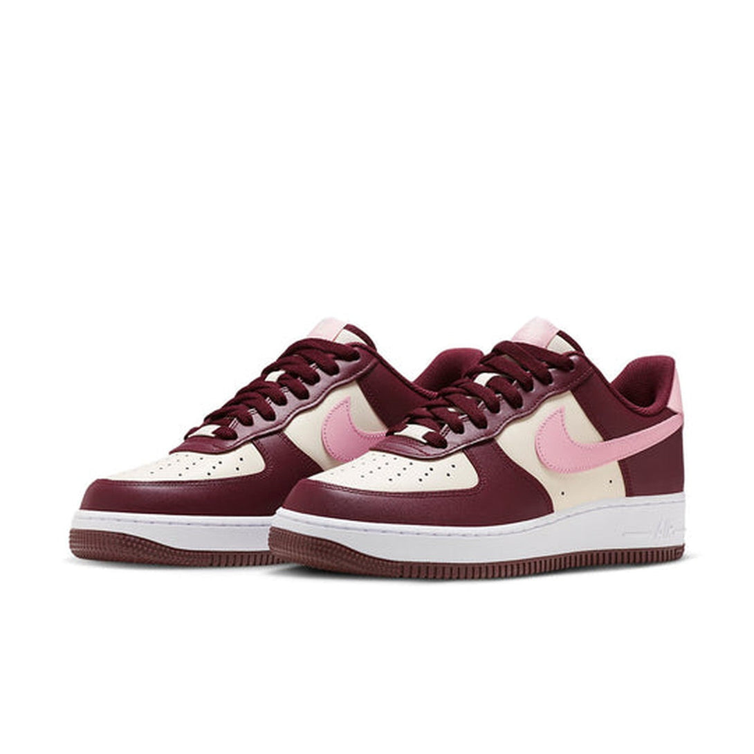 Nike Air Force 1 '07 'Sail Maroon'- Streetwear Fashion 950 - levefly.com