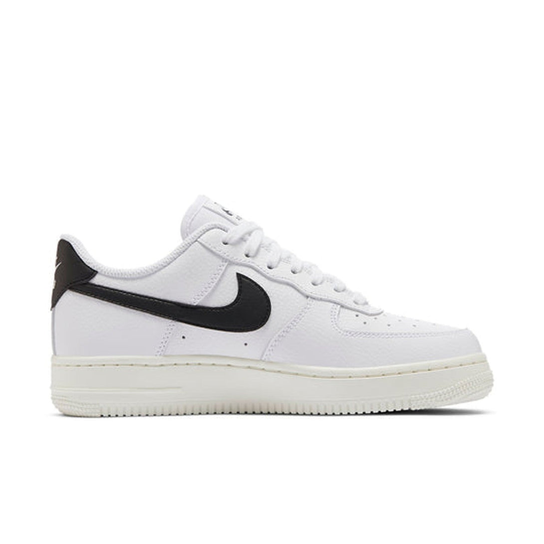 Nike Air Force 1 '07 'White Black Cream Sole'- Streetwear Fashion 950 - levefly.com