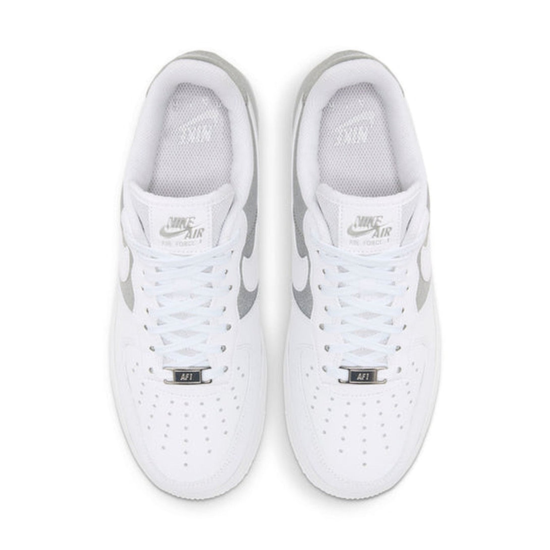 Nike Air Force 1 '07 'White Metallic Silver'- Streetwear Fashion 950 - levefly.com