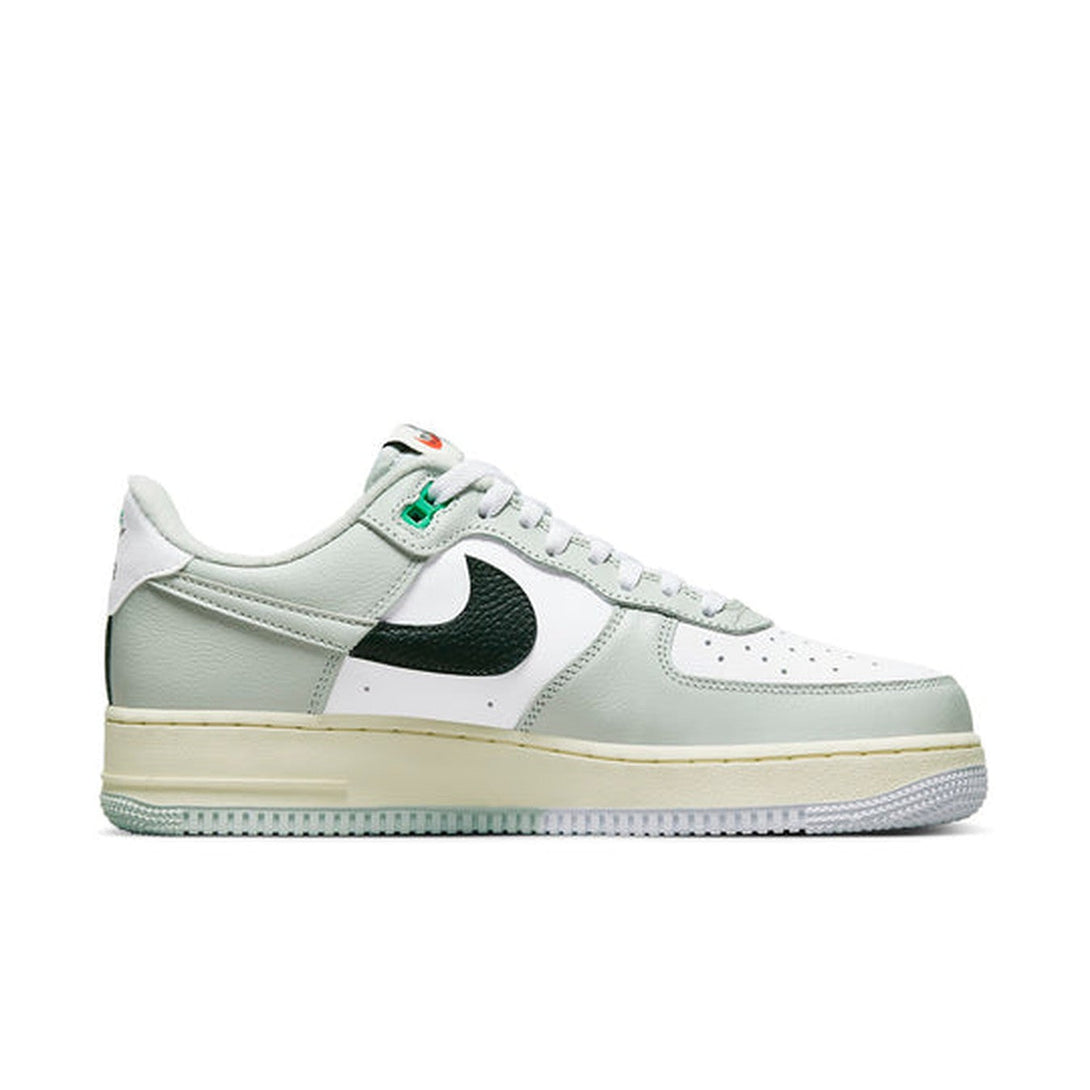 Nike Air Force 1 Low '07 LV8 'Split Light Silver'- Streetwear Fashion 950 - levefly.com