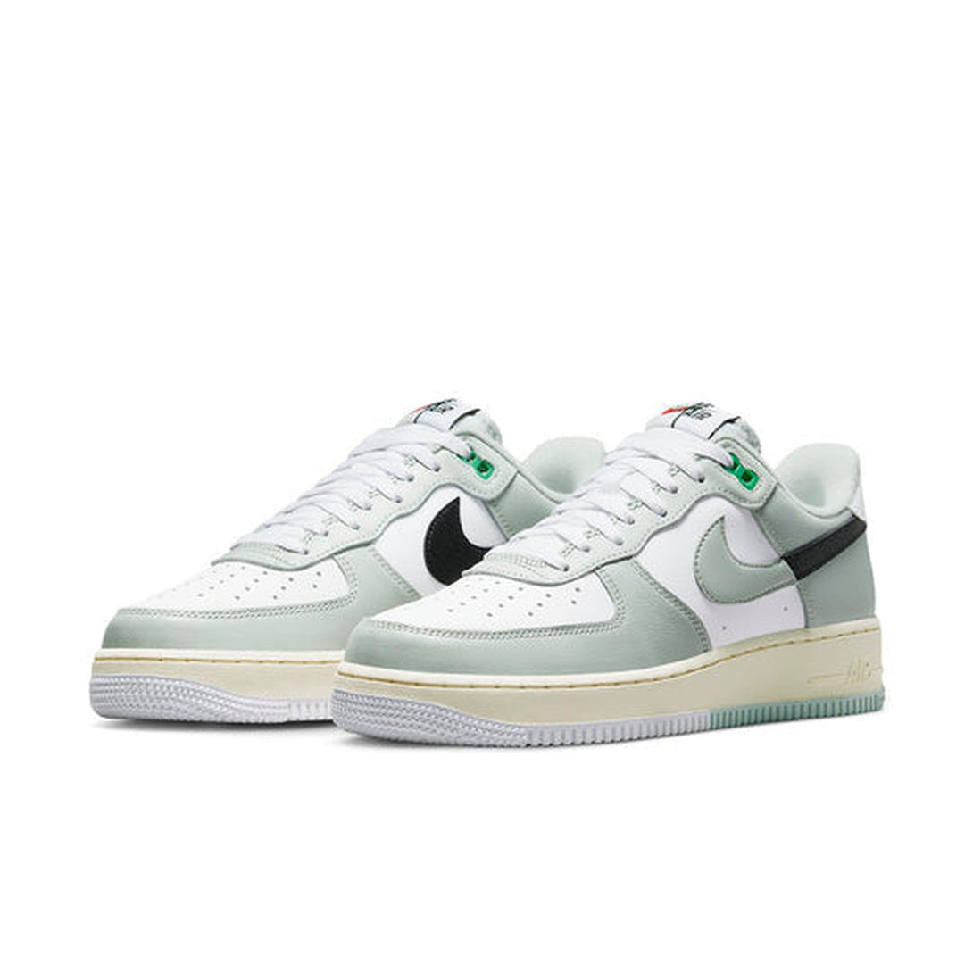 Nike Air Force 1 Low '07 LV8 'Split Light Silver'- Streetwear Fashion 950 - levefly.com