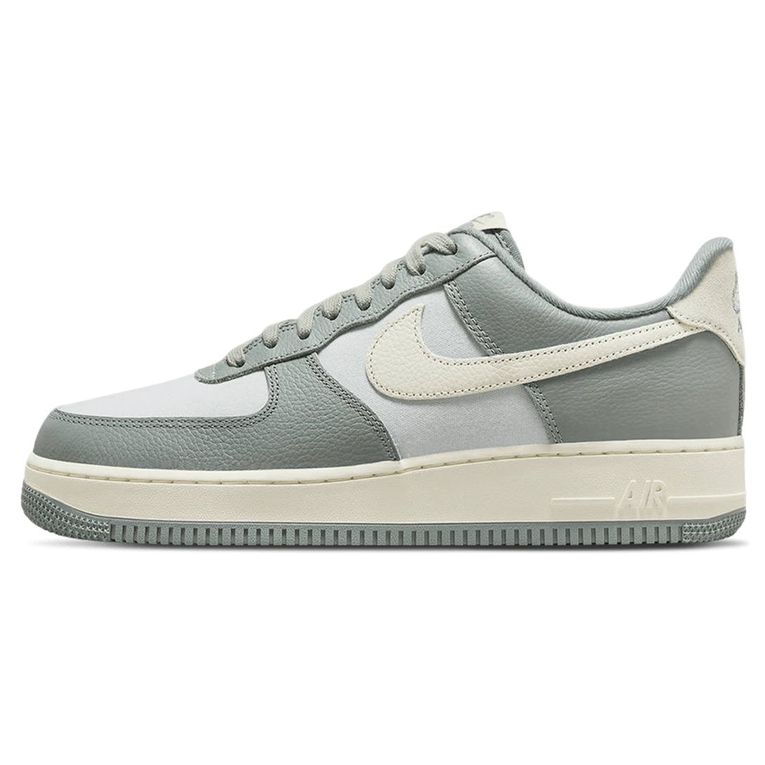 Nike Air Force 1 Low '07 LX 'Mica Green'- Streetwear Fashion 950 - levefly.com